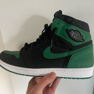 Jordan 1 Retro Pine Green 2.0